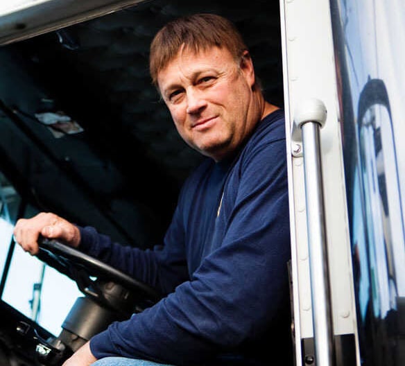 terry-button-in-truck_custom-f99b2fccbd87b85d620d9d13f31448bcebeacbc3 (2)