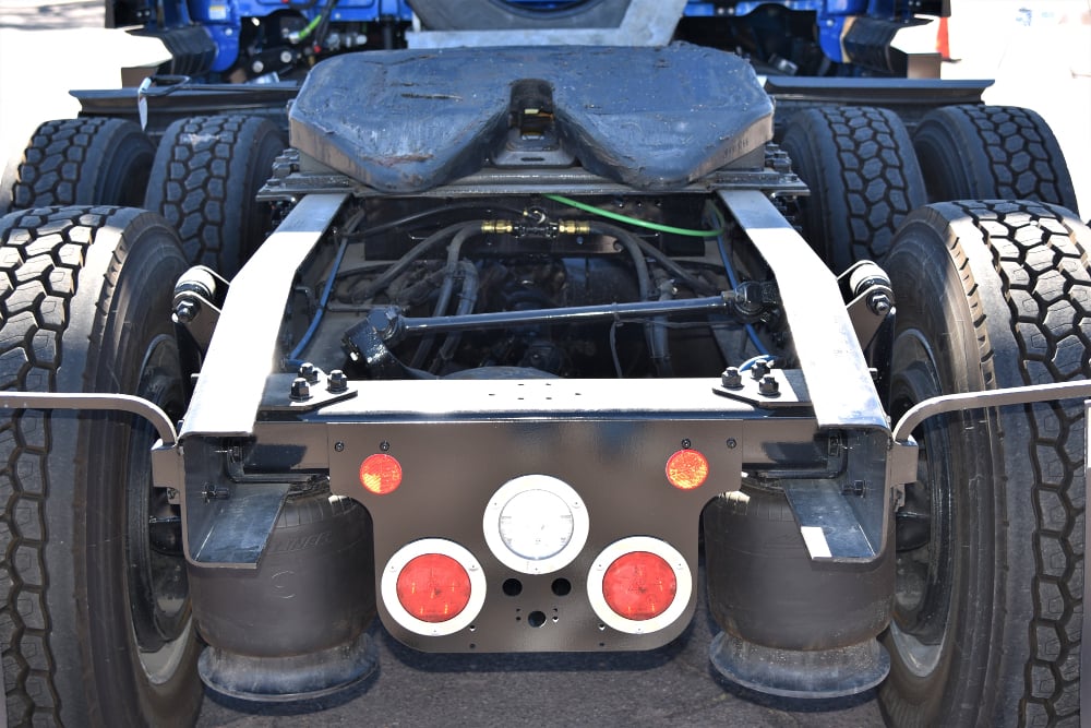 a trucks-5th-wheel